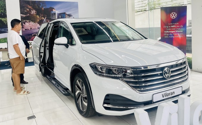 Volkswagen Viloran tăng giá 20 triệu đồng 