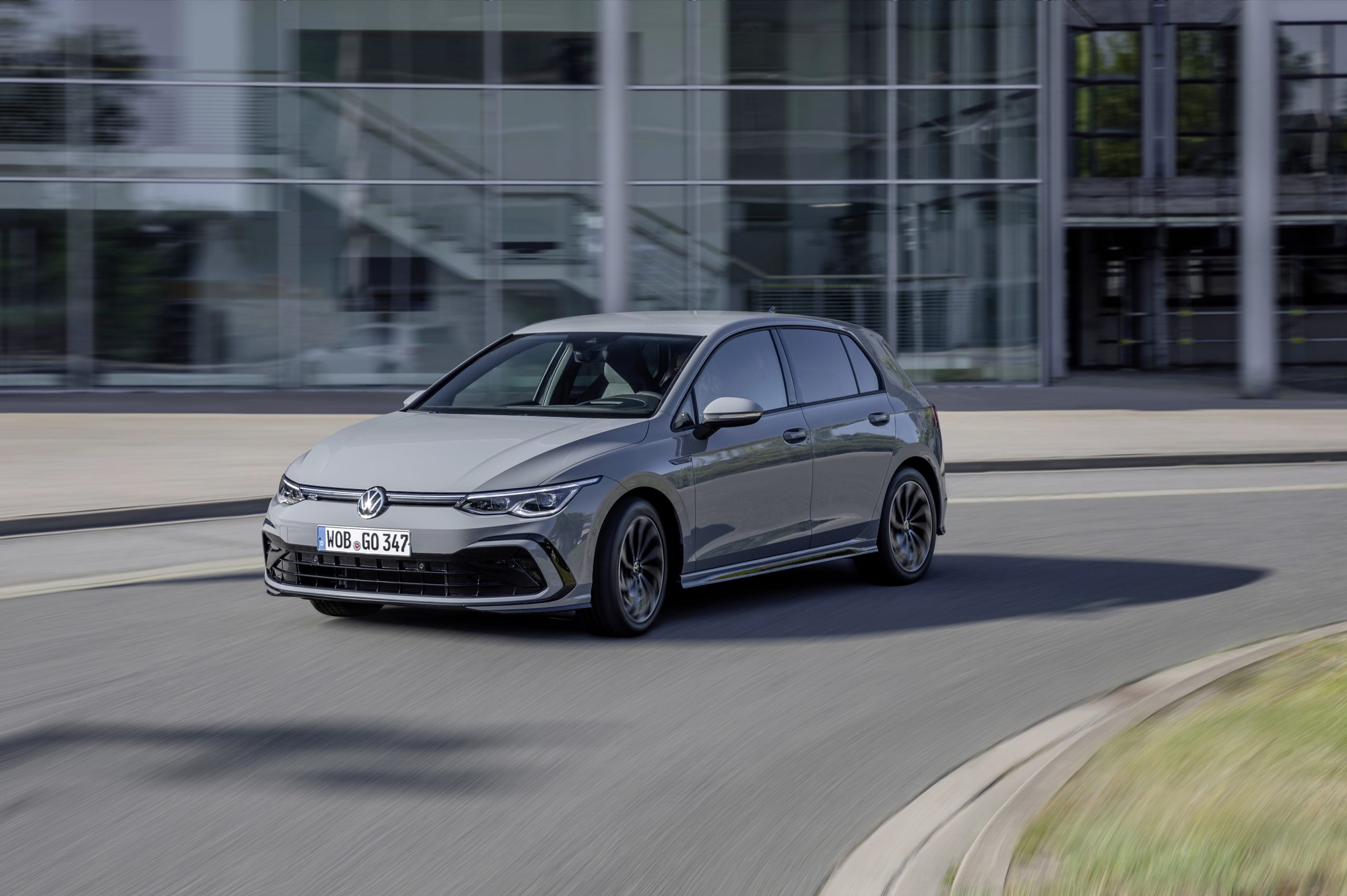 VOLKSWAGEN GOLF – HUYỀN THOẠI 50 NĂM CHÍNH THỨC GIA NHẬP THỊ TRƯỜNG VIỆT NAM 